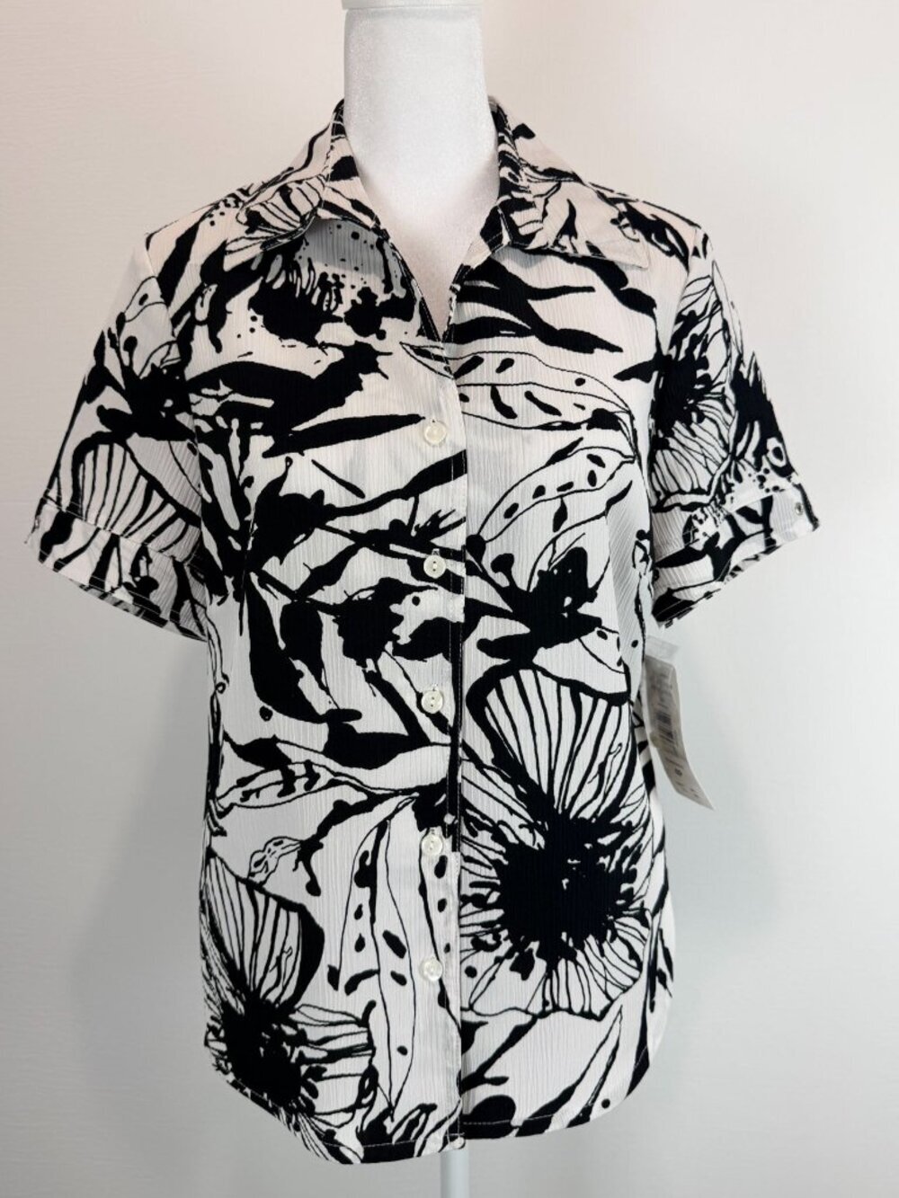 Allison Daley Womens Petite Floral Button-Up Shirt 4P Black & White Short Sleeve